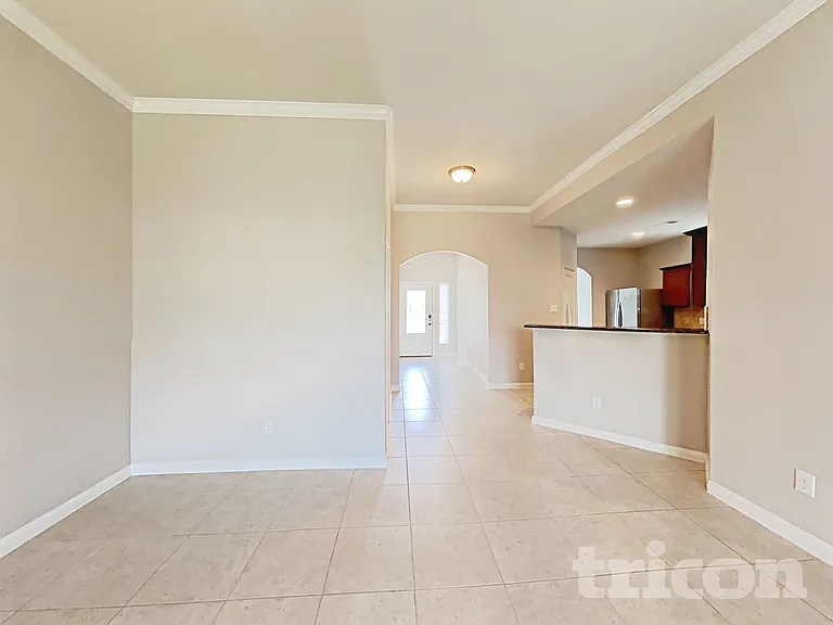 2312 Redbud Dr — Photo 6