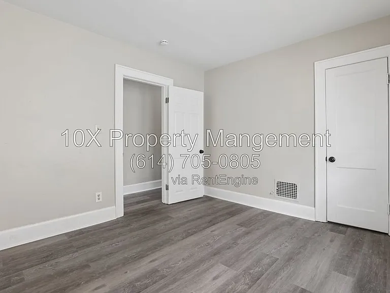 132 S Richardson Ave — Photo 22