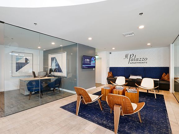4th image of 2040 Columbia St APT 204