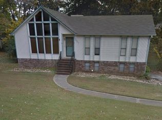 207 11th Pl, Pleasant Grove, AL 35127