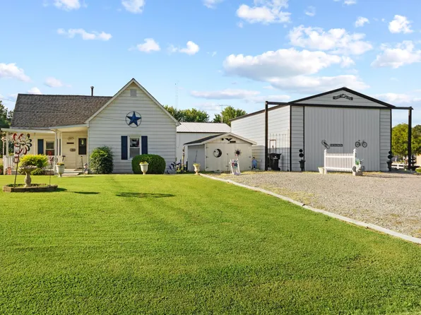 159 W Tennessee Ave, Grand Rivers, KY 42045