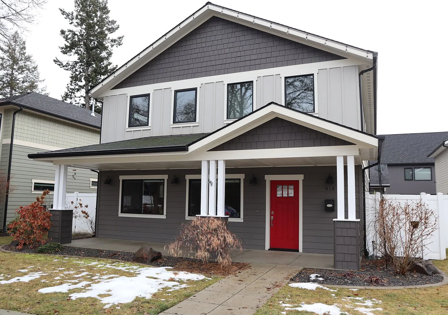 Beautiful home Downtown CDA — Photo 1