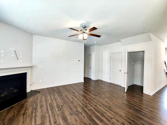 5th image of 53 Gaillardia Way
