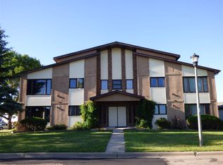 623 19th Ave SE, Minot, ND 58701