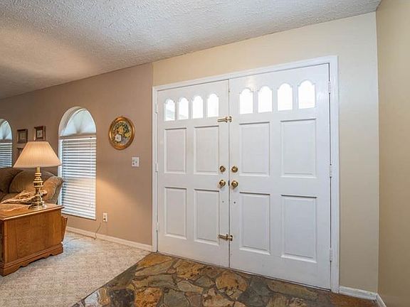 4th image of 2767 Buckhorn Oaks Dr
