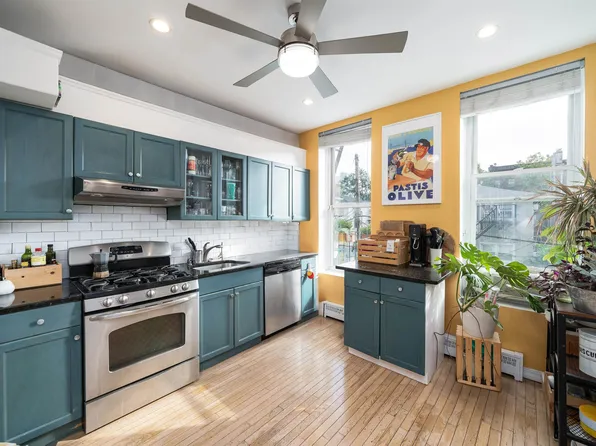 201 Pavonia Avenue image 1 of 21