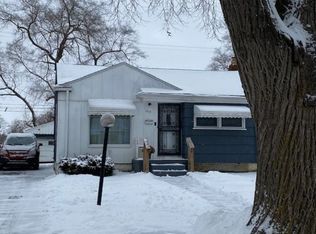 1902 Shamrock Ln, Flint, MI 48504