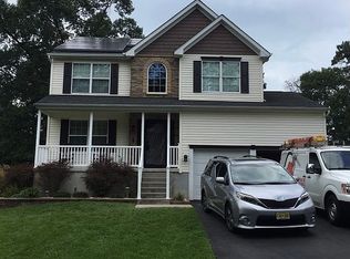 1562 Donop St, West Deptford, NJ 08086