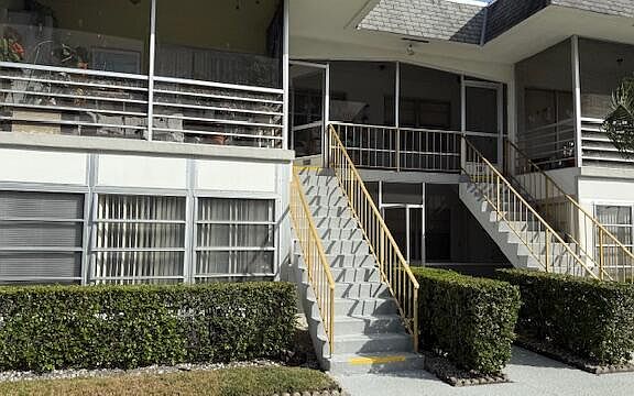 2nd image of 100 Stratford H