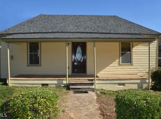 140 Hill St, Fayetteville, GA 30215