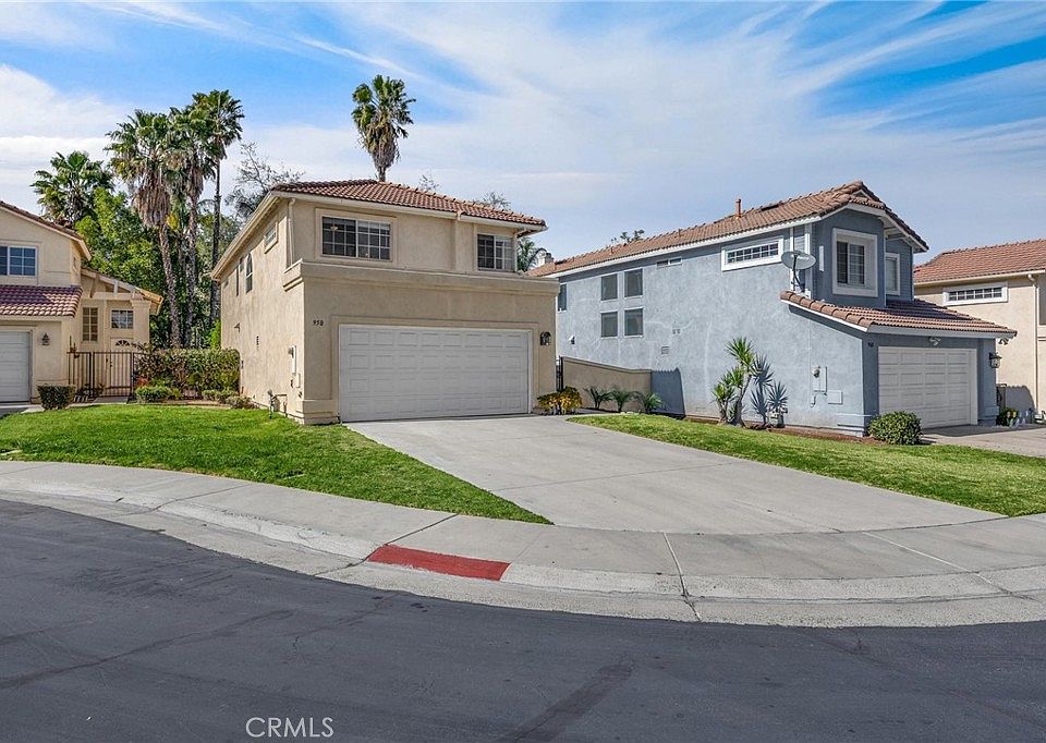 1st image of 950 La Palma Cir