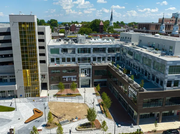 101 N Queen St #404, Lancaster, PA 17603