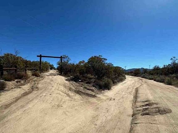5th image of 50950 Tule Peak Rd