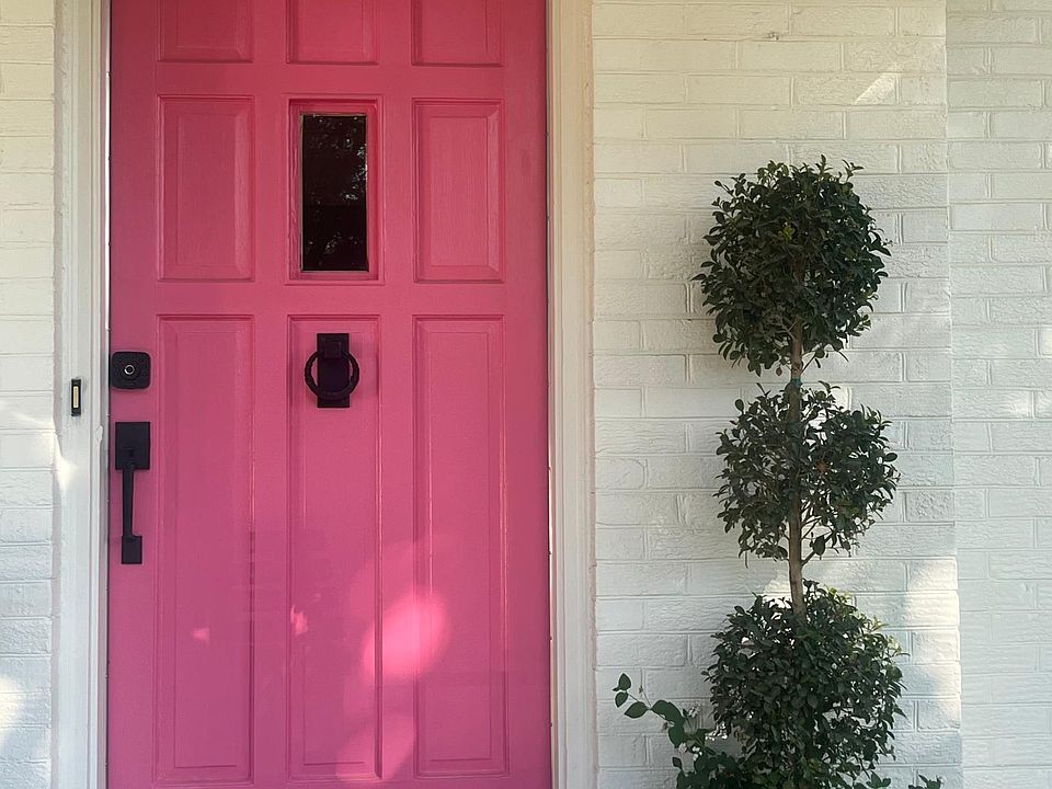 The Pink Door. Come on inside.