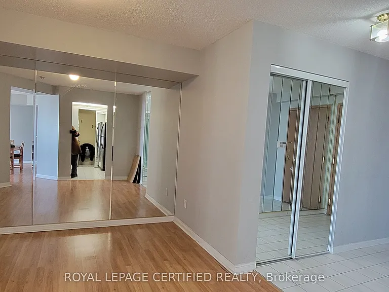 88 Corporate Dr #1901 — Photo 7