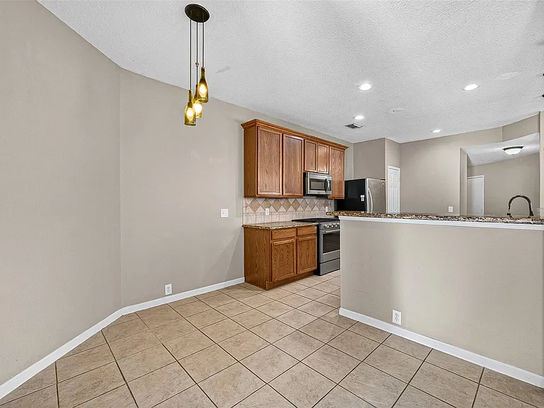 10306 Nickel Grove Dr — Photo 12