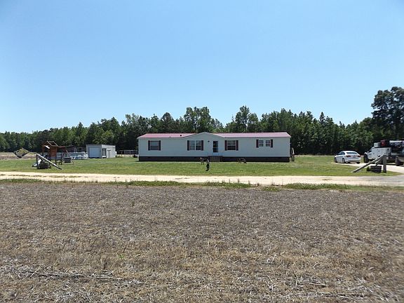 2nd image of 432 Gay Estate Ln