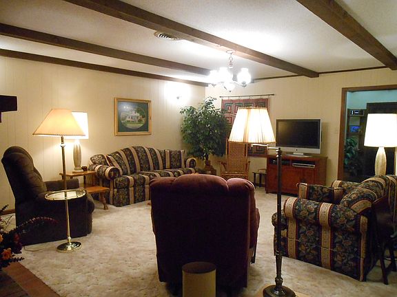 4th image of 700 Santa Anna Dr