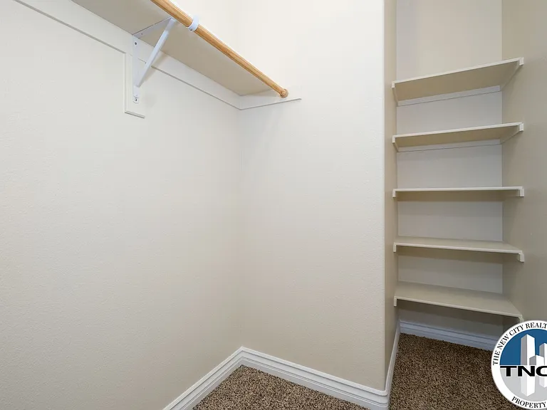 17998 Vista Point Dr — Photo 30