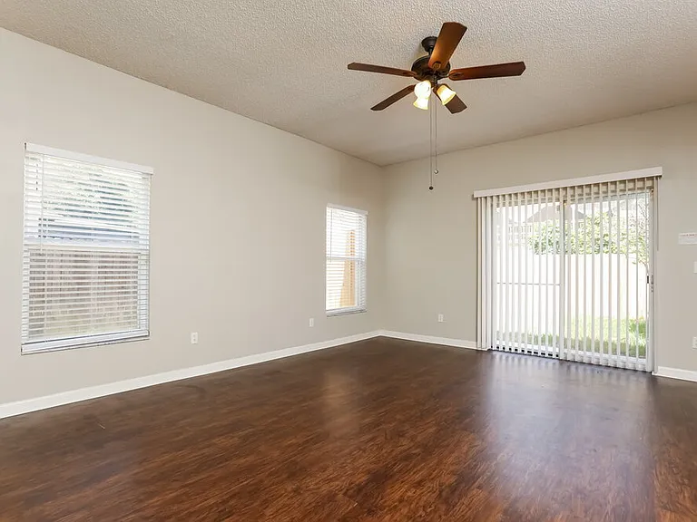 1149 Osprey Way — Photo 9