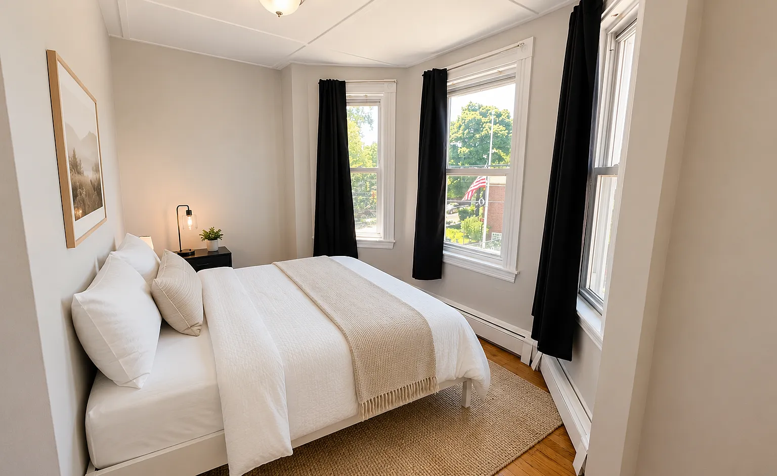 3 bed, 1150 sqft, $3,000 — Photo 1