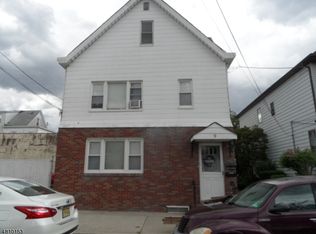 9 Althea St, Clifton, NJ 07013