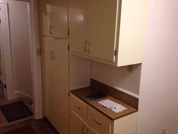 kitchen extra cabinets