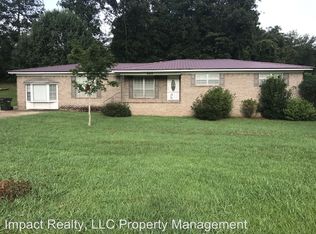 404 Lenford Ave, Glencoe, AL 35905