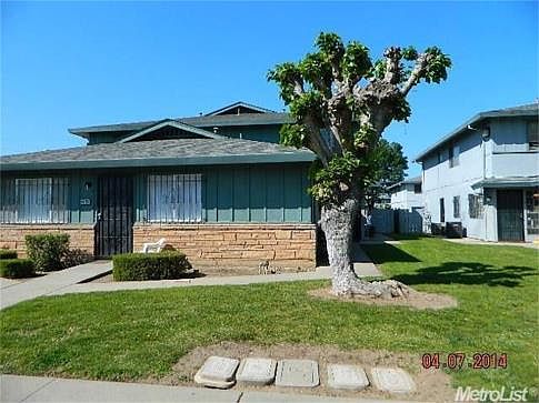 1st image of 4403 Calandria St APT 3