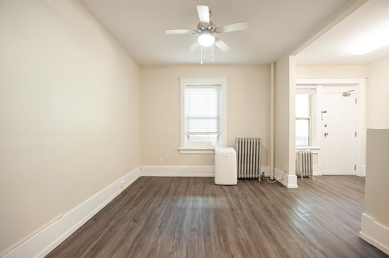 Winnipeg Apartment for rent - 2 Bedrooms — photo 4