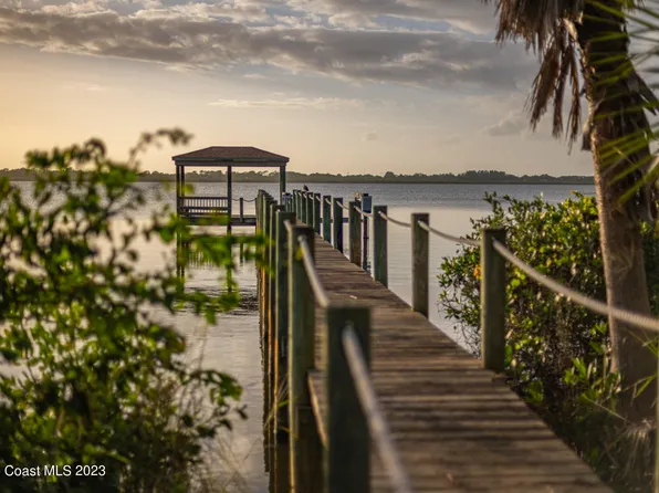1815 Windsong Trl, Merritt Island, FL 32952