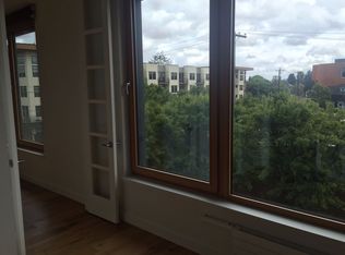 33 N Beech St APT 205, Portland, OR 97227