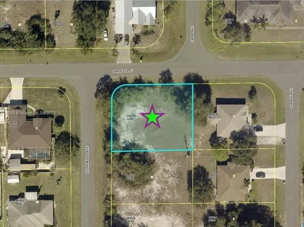 6491 Cedarwood Ave, Fort Myers, FL 33905