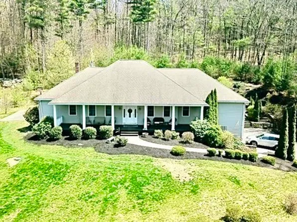 172 New Boston Rd, Sturbridge, MA 01566