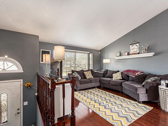 5th image of 3875 Sugarbush Blvd