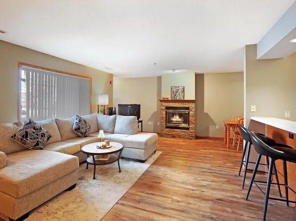 17354 West Lincoln AVENUE, New Berlin, WI 53146