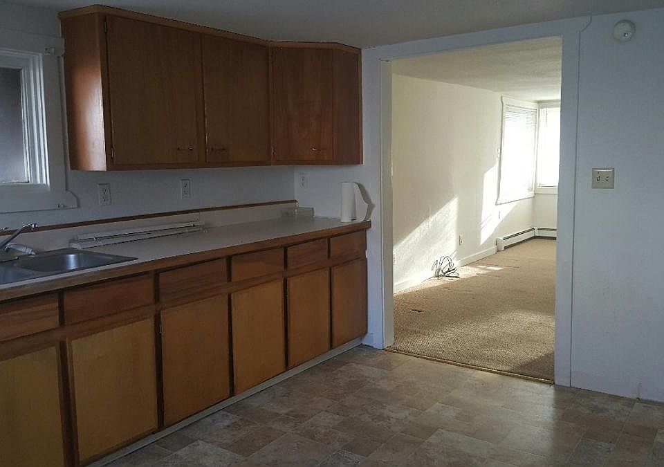 2nd image of 2008 Gillam Way #C