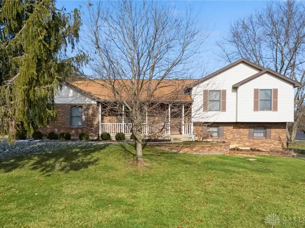 4290 Laura Marie Dr, Waynesville, OH 45068