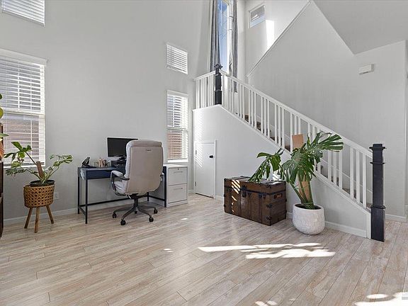 3rd image of 2067 San Miguel Avenue