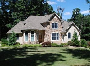 3245 Chestnut Hill Rd, Center Valley, PA 18034