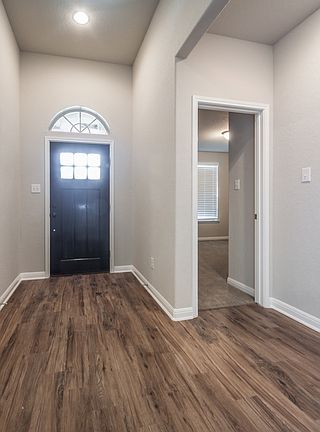 5th image of 7703 Kings Springs