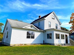 518 Overholt Dr, Scottdale, PA 15683
