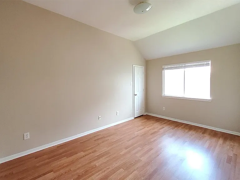 2707 Sun Beam Ct — Photo 20