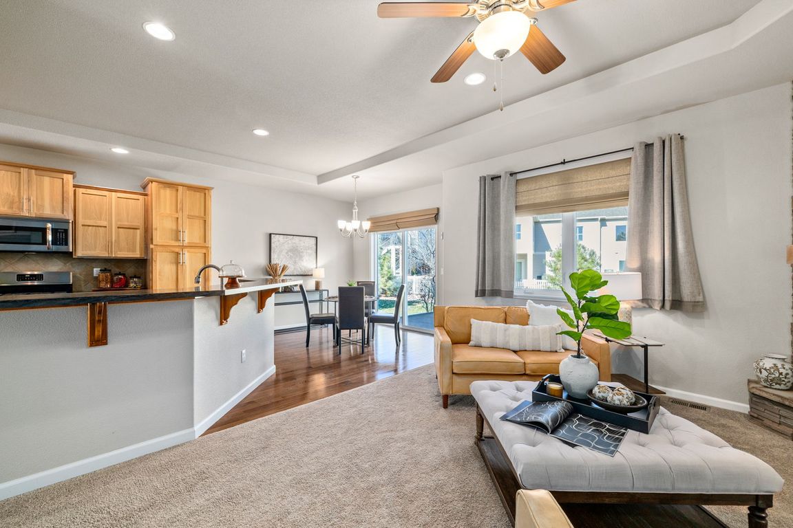 next background image