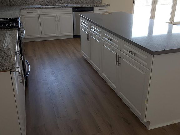 5th image of 32870 Sycamore Canyon Ln