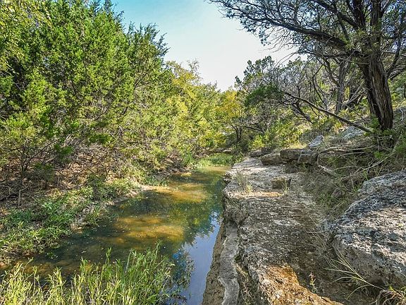 2nd image of 425 County Road 189