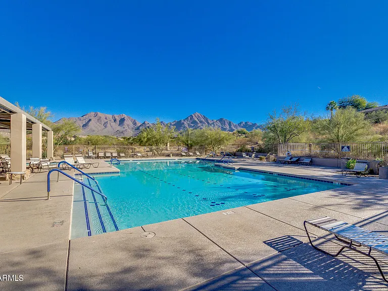 10602 E Blanche Dr — Photo 36