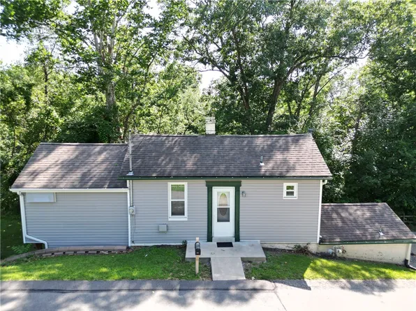 2610 Oakhill Dr, South Park, PA 15129