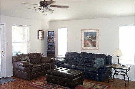 3rd image of 112 Campos Dr