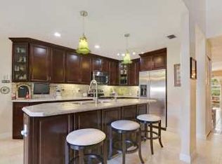 690 Deer Creek Corona Way, Deerfield Beach, FL 33442